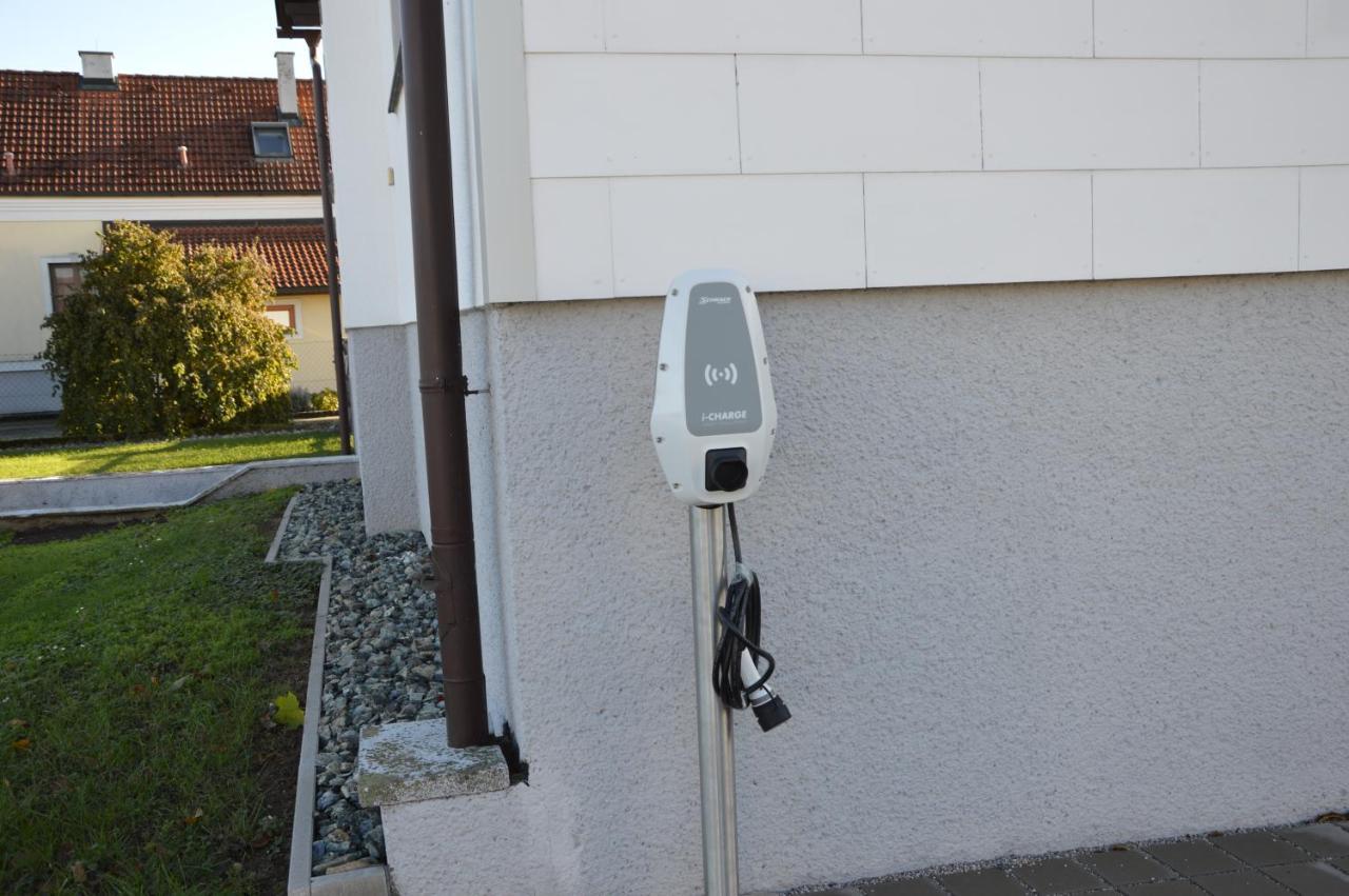 Kinderlachen Garantiert Lutzmannsburg Esterno foto